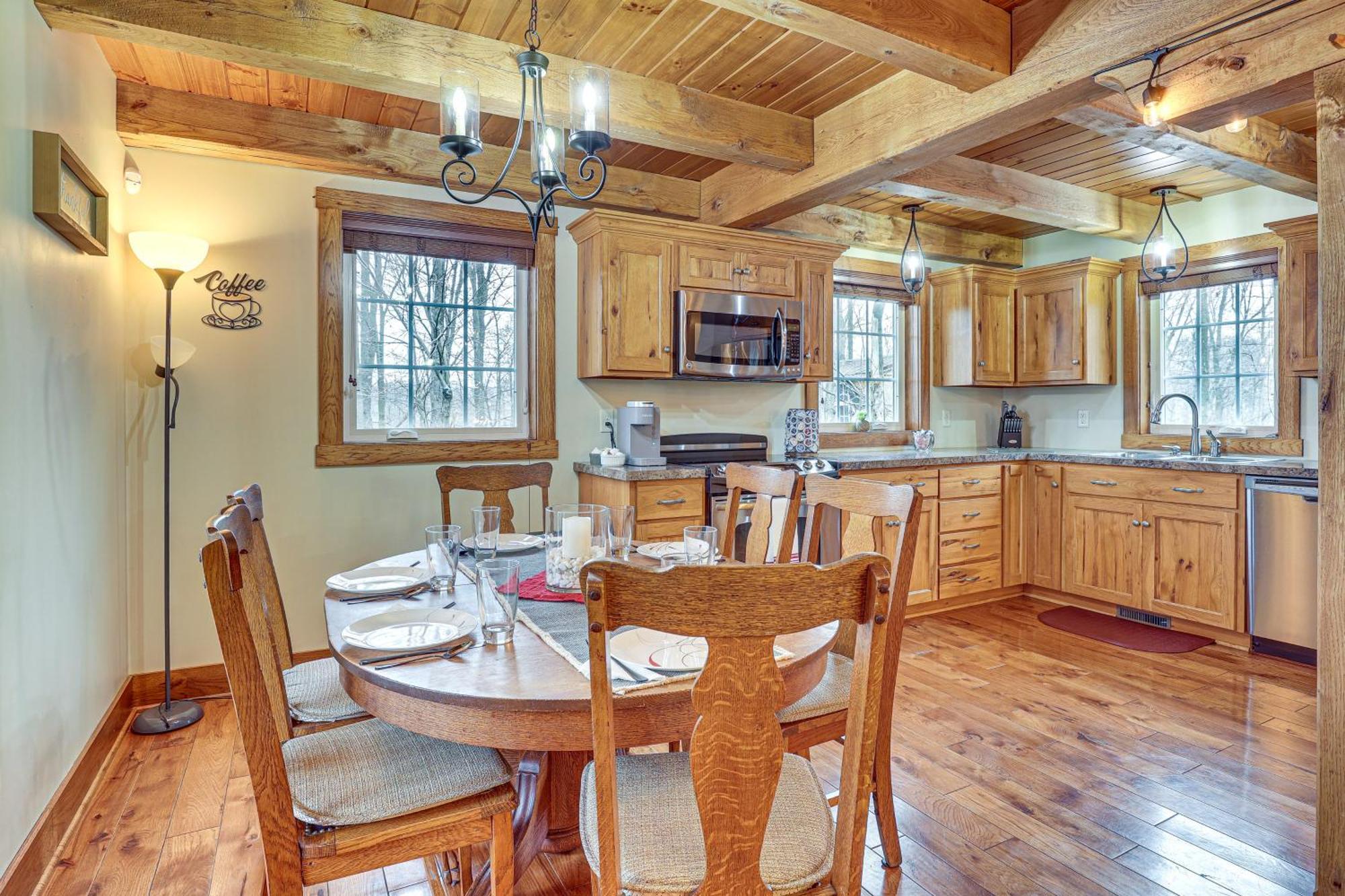Happy Haven Hill Cabin With Patio And Fire Pit! Vila Dundee Exterior foto