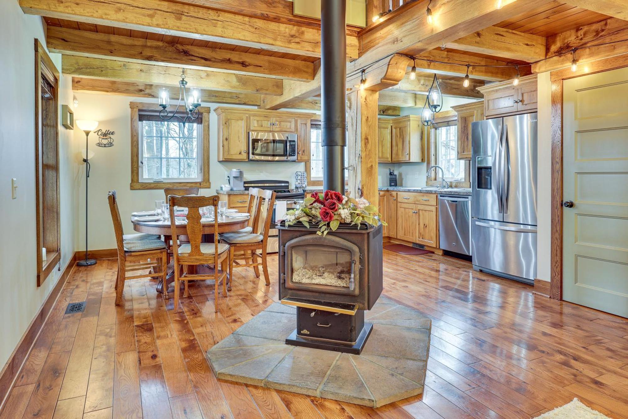 Happy Haven Hill Cabin With Patio And Fire Pit! Vila Dundee Exterior foto